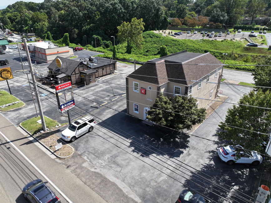 Modern Roofing office in Knoxville TN.